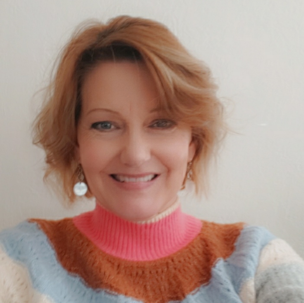 Meet your Posher, Kelli!